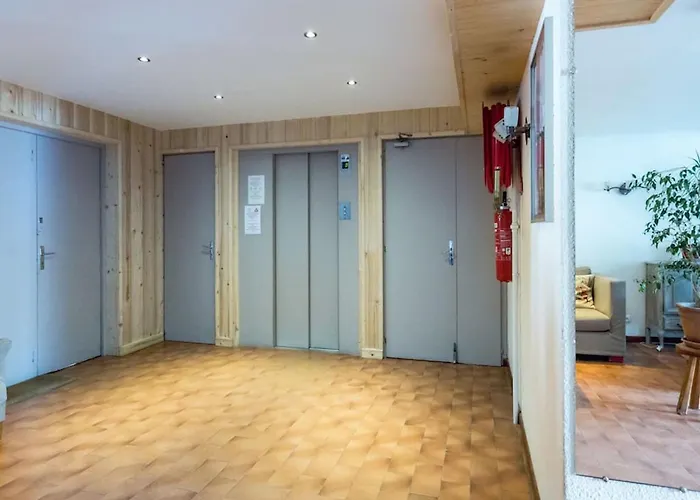 Apartment Rent - Centre *