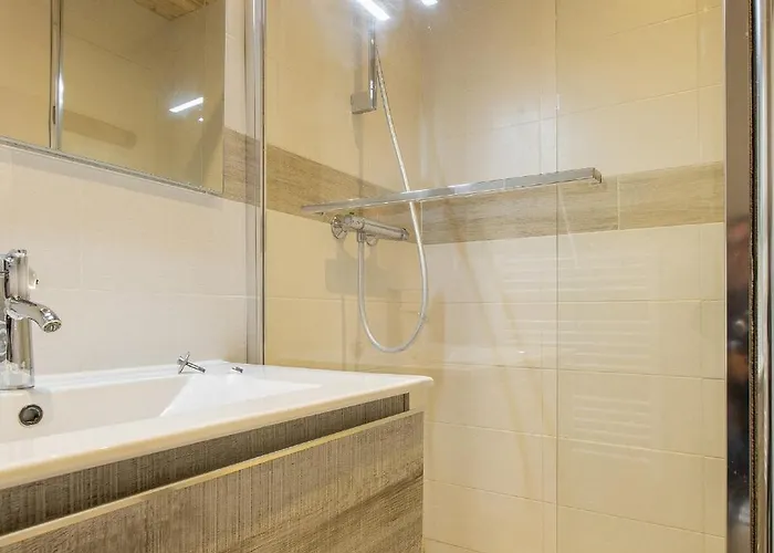 Rent - Centre Apartment